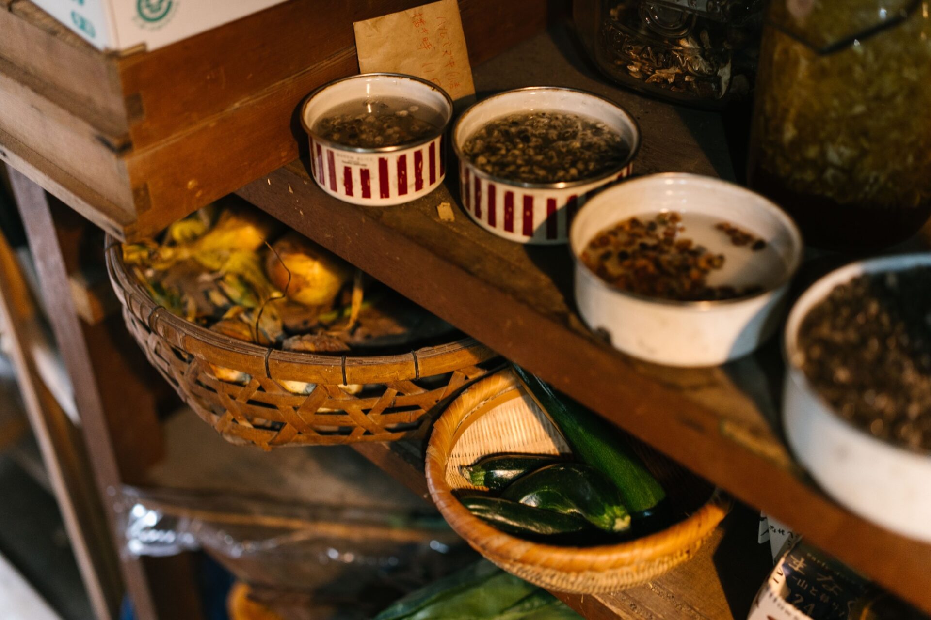 通気性が良いので、野菜の収納にもピッタリ。